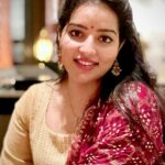 Malavika Menon Instagram - #dhanu 🙏🏻❤️ #special #occassion #gratitude #blessed #love #peace #lights #music Wearing @yla_designs
