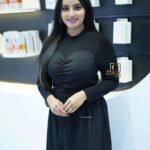 Malavika Menon Instagram - Black dresses are my love language ❤️☺️ @berra_women @bridalmakeup_by_sreegeshvasan @joby__mathew__ @thecapitalstory07