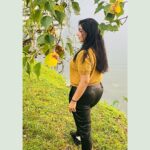Malavika Menon Instagram - ✨💕💛 Choose joy and spread positivity 💖 Wearing @berra_women pants 👖