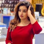 Malavika Menon Instagram - Shades of December ❤️😍❤️ #december #2023