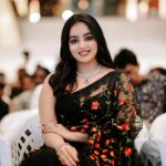Malavika Menon Instagram - 🤍🤍🤍 Mua @shahlabacker.makeupartist Jewlry @golden_cup_fashion_jewellery saree @riadesigns_calicut Shot @stories_by_shimesh