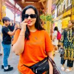 Malavika Menon Instagram - I followed my heart and it took me shopping 😋🧡🍊♥️✨hehe Dubai Gold Souk