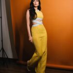 Malavika Mohanan Instagram - 🍋 long time no see @bharat_rawail @spacemuffin27 @shomathelabel @bharatlimba.hmu @anaash.in @harshitasamdariya @nishthaaagarwal