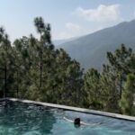 Malavika Mohanan Instagram – A warm pool in the cold mountain air. Sigh 🤍

@pemakobhutan Bhutan འབྲུག་རྒྱལ་ཁབ་