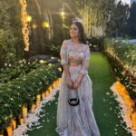 Malavika Mohanan Instagram - (Not my) wedding 💕 (Shoutout to the lovely @shehlaakhan for creating the most feminine, pretty, dainty silhouette which the 8 year old me would not have kept this calm about 🩷) @divyashetty_ @bharatlimba.hmu @aquamarine_jewellery