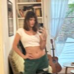 Malena Ratner Instagram - Beboteo y poesía (Makena tmb) Domingo