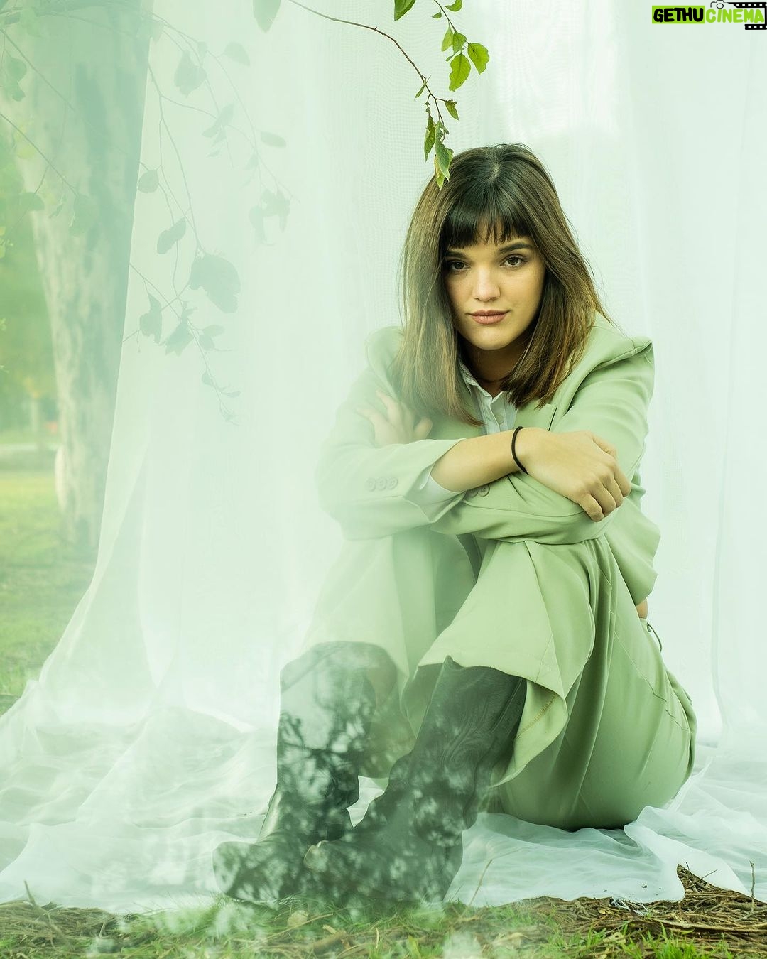 Malena Ratner Instagram - La magia de @lulicherno 🍃