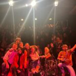 Malena Ratner Instagram - Julio? 1. Así como si nada, cantamos con FreeKs en el Movistar Arena, cosas que sólo logra @disneyplusla 2. Un finde increíble, que vivan las amichas 3. Estrenó @lonormalteatro y yo todavía no caigo 4. Más de FreeKs para que vayan a verlaaaah 5. Haciendo notitas con @marisolagostina saquen su entrada @lonormalteatro 6. Mis dos terremotos favoritos en el mundo entero 7. Este pibito la esta rompiendo toda, y lo verán este 3 de Agosto @elpurre 8. Para vos tati 9. Alto mes ✨