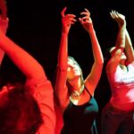Malena Ratner Instagram - Despues de 3 años termina @loquequierenlasguachas asique permítanme ponerme extensa. Cómo no muches van a llegar al final, lo primero que voy a decir, es venganse mañana Domingo a las 19hs al @paseolaplazaok a despedir esta obra con nosotres como se debe, con mucha gente, mucho amor y gritos, tmb pueden. Esta obra paso, desde el Teatro El Extranjero, hasta temporada en Mar del Plata. De Teatrix, hasta el mismísimo Cervantes. Nace cuando el aborto no era legal, y hoy ya es ley 💚 Las guachas me rodeo de gente, de amiges, que me hicieron crecer en todo aspecto y que les amo. Y siempre voy a repetir lo que te admiro por haber creado y conducido esta locura @cumbibustinza. Hermosa etapa que se cierra. Y despediremos con mucho amor, gracias a cada une de les que fueron parte 🥹💘✨ Adiós