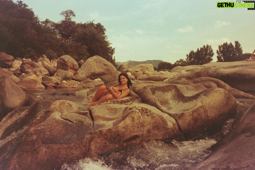 Malena Ratner Instagram - Revelé rollito/ el tiempo es agua