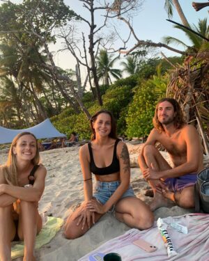 Malena Ratner Instagram - Todavía tengo el alma hecha colores y la mente por ahí