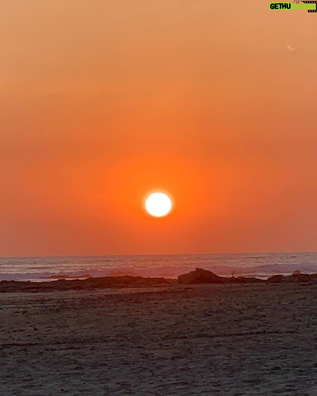 Malena Ratner Instagram - Atardeciéndonos Santa Teresa, Costa Rica
