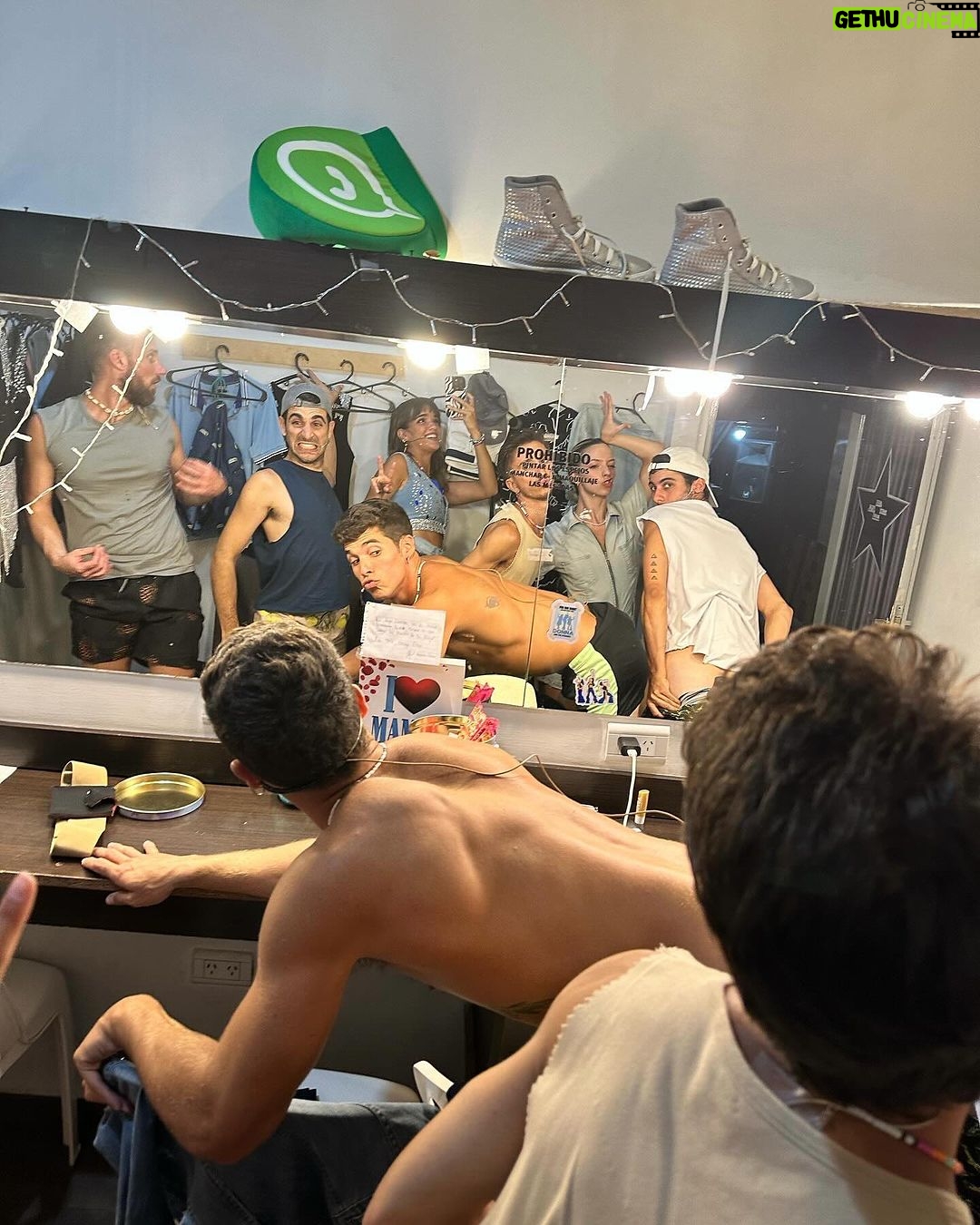 Malena Ratner Instagram - Las fotos que Abba no puede ver / o si.. Vuelve @mammamiaarg