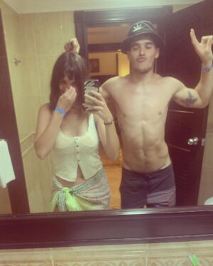 Malena Ratner Instagram - Quiero estar así, todo el el día así, con vos así