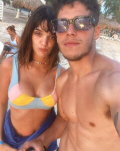 Malena Ratner Instagram - Quiero estar así, todo el el día así, con vos así Aruba