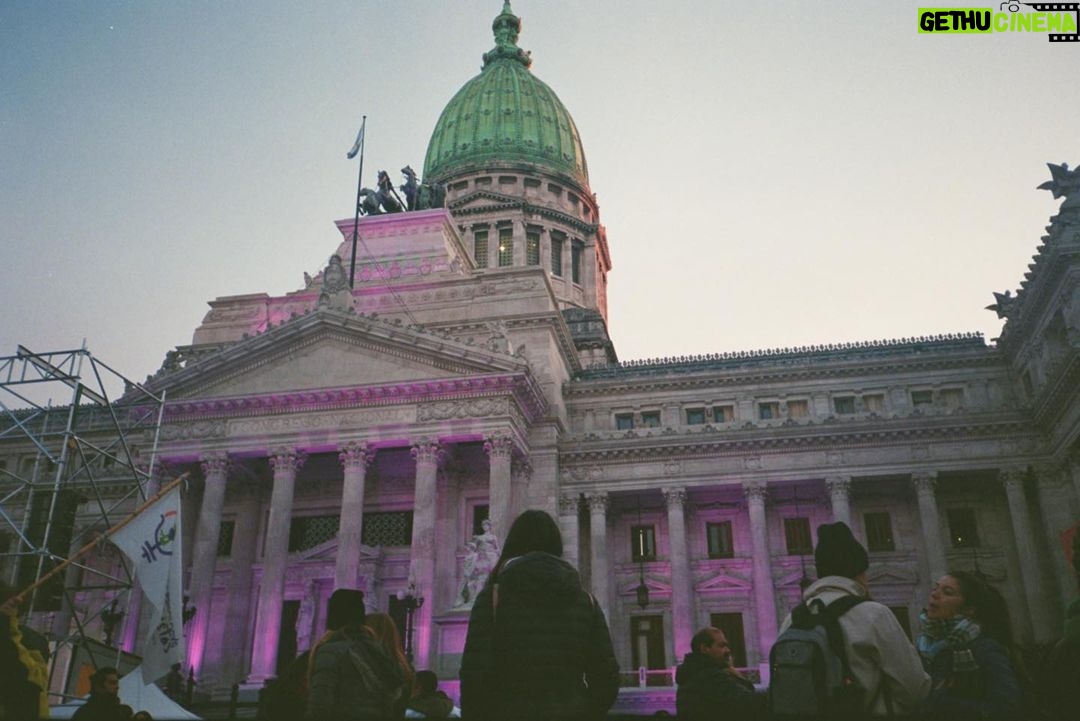 Malena Ratner Instagram - Revelé mi primer rollito analógico II ❤️🩹💜 Congreso De La Nacion Argentina