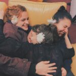 Malena Ratner Instagram - La noche que martu nos trajo flores/ @loquequierenok Teatro El Extranjero