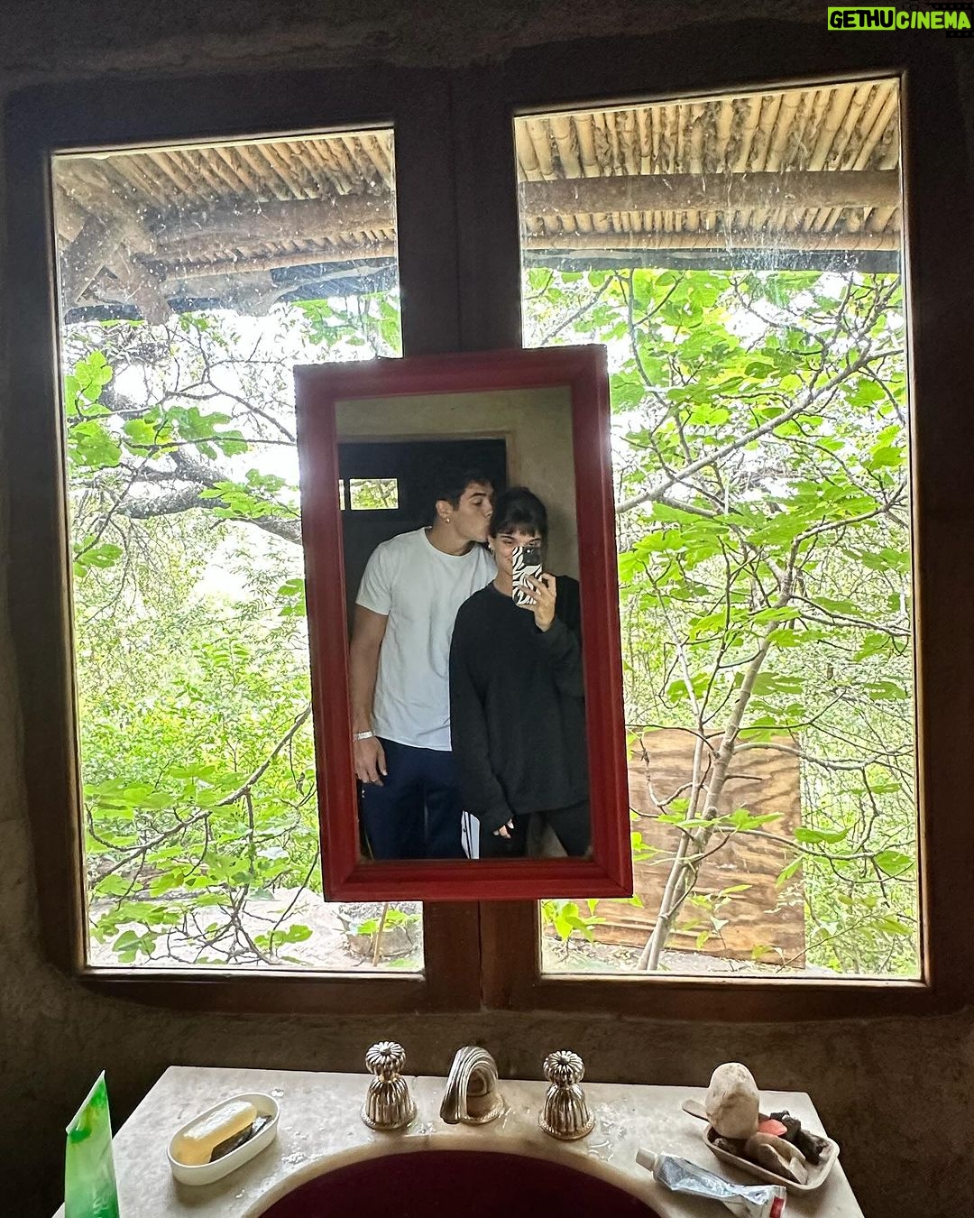 Malena Ratner Instagram - Charles peace 🦋🧉🍷🧜♀️💦