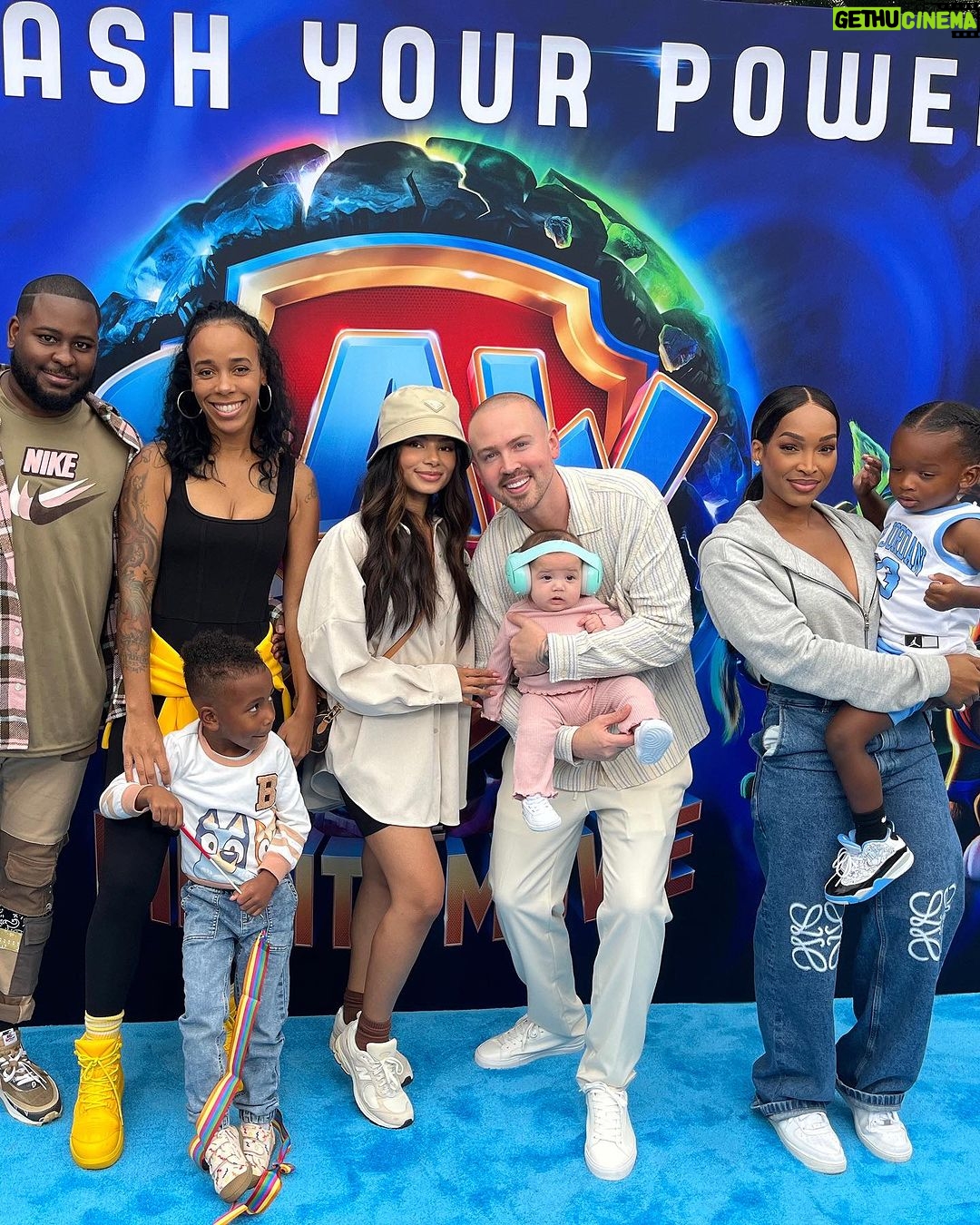 Malika Instagram - The PAW Patrol pups are Ace’s favorites. Grab your family and go see @pawpatrolmovie September 29th Thanks @paramountpics we always have the best family time.