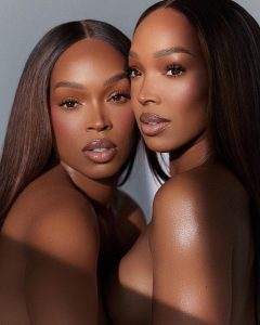 Malika Instagram - 40yrs ago a set of identical twins were born. I am the 1st born at 12:27, yes @foreverkhadijah, I am older than you. I Thank God for a life full of partnership and individuality within a duo only we truly know. D, You Are Peace and I will always be your shield so you can stay just this sweet. To my exact genetic code, I love you, Happy Birthday🎂 FROM THE WOMB AND BEYOND…