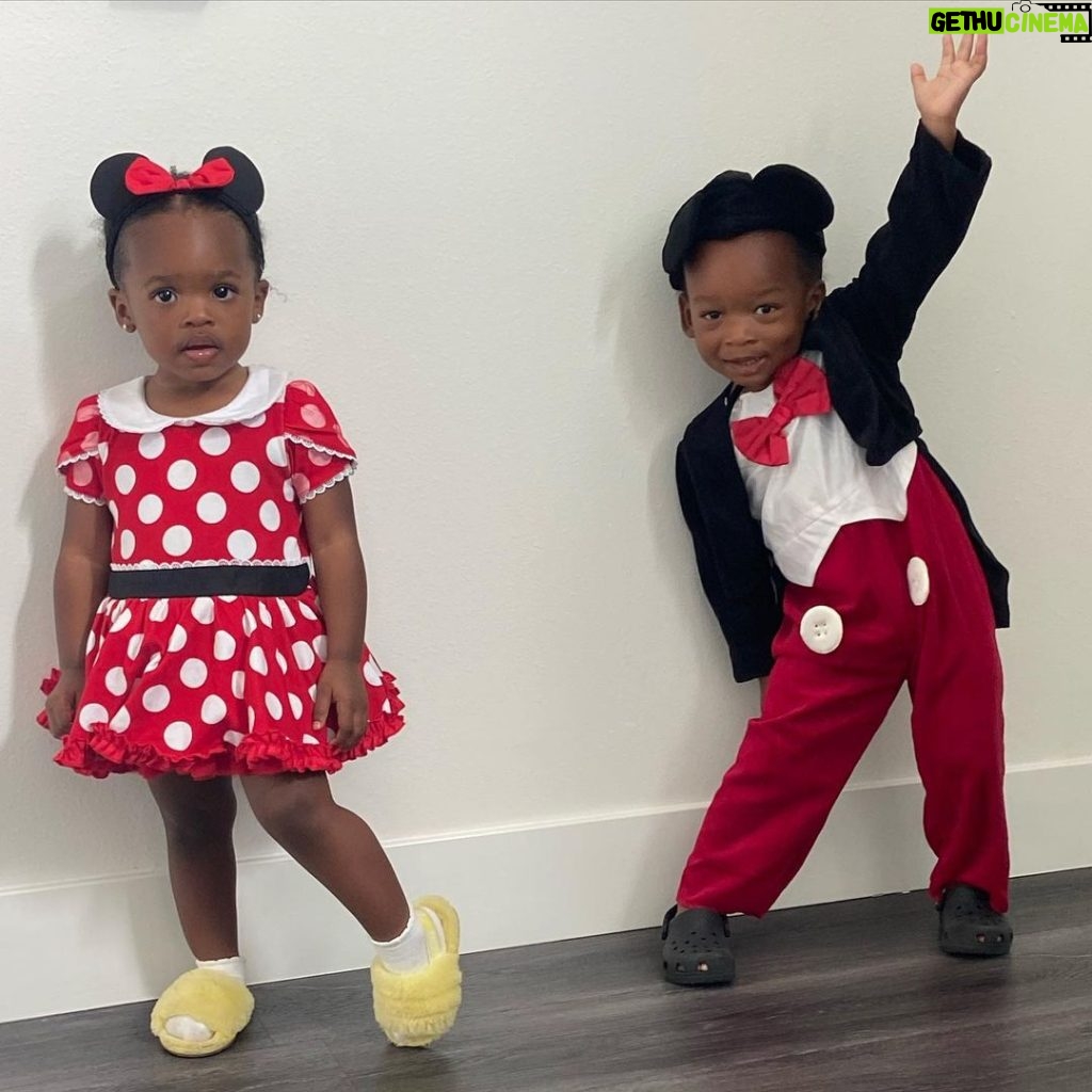 Malika Instagram - Toddler-ween, they win every-time.