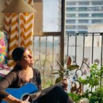 Malti Chahar Instagram - Peace out ✌🏼 #chill #day @preeti.storyteller P.C.- @arviyadav07