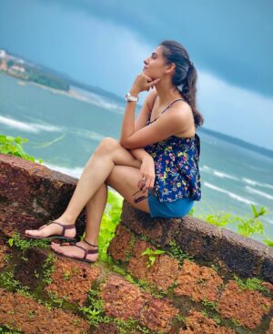 Malti Chahar Instagram - Omg! Who is this cute girl? 😜😂
Go Goa Gone😁
P.C.- @jyoti_chahar_03 😘

#relax #riseandshine #seaside #trip