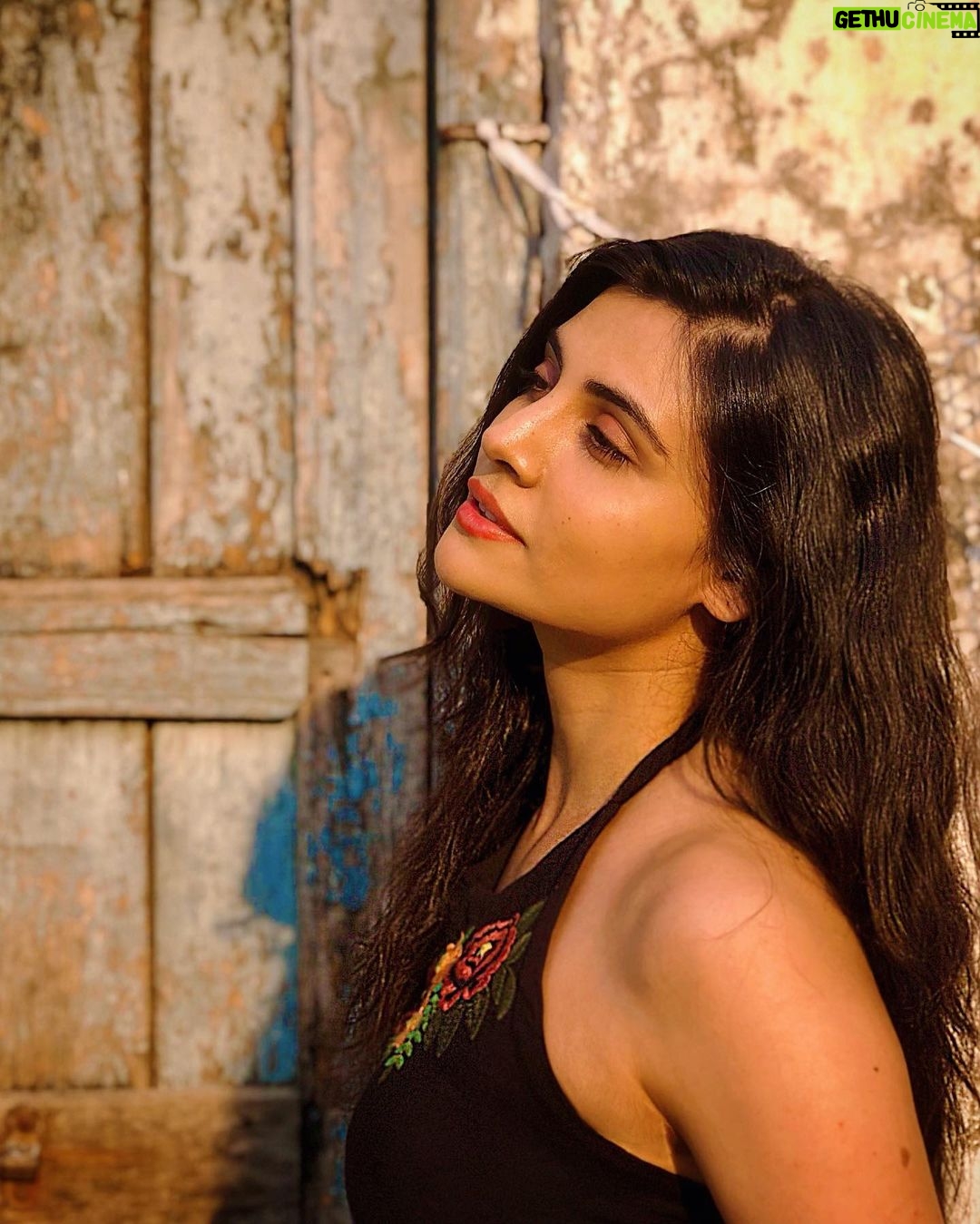 Malti Chahar Instagram - Hope lives in us and grows through us 💐