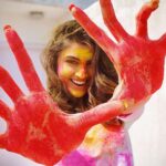 Malti Chahar Instagram – Enjoy the colours 
Happy holi🔫❤️ #happyholi #color