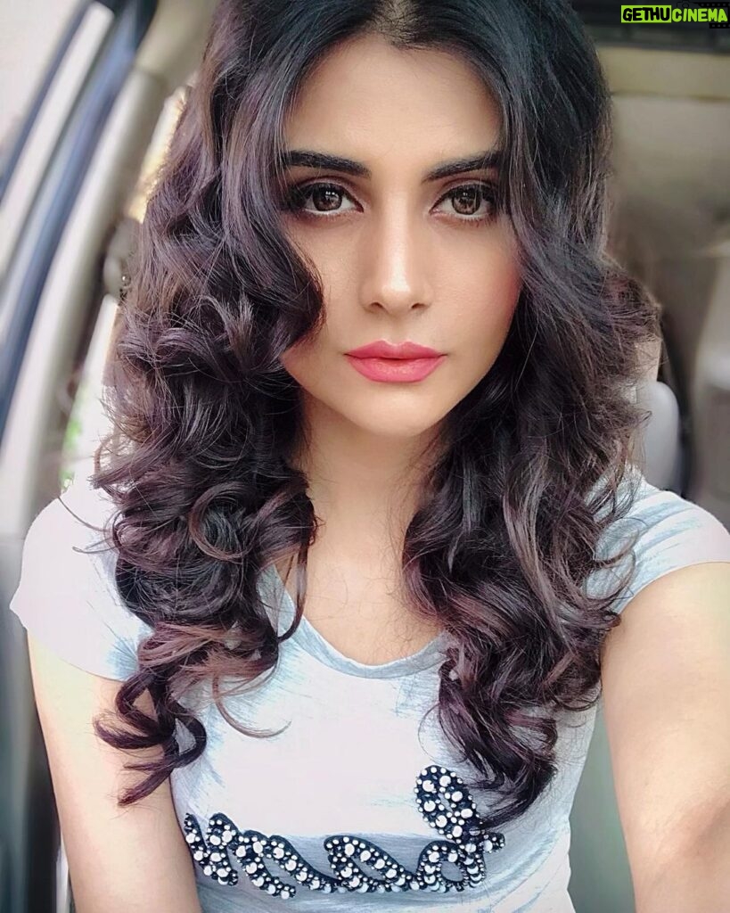 Malti Chahar Instagram - 👩🏻‍🦱 #curlyhair #curls