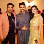 Malti Chahar Instagram - When we have each other..we have everything 💛 #family #mine