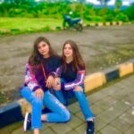 Malti Chahar Instagram – Sister from another mother🤪👯‍♀️
#girlfriends #hangouts #twinning Lonavala