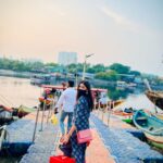 Malti Chahar Instagram - Palat pics (look back babe pics) 😜 #just #❤️ #happydiwali Mumbai, Maharashtra