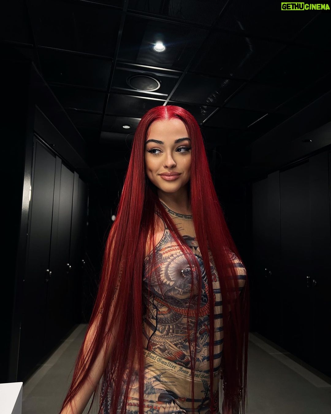 Malu Trevejo Instagram - Something about me makes u weak ❣️