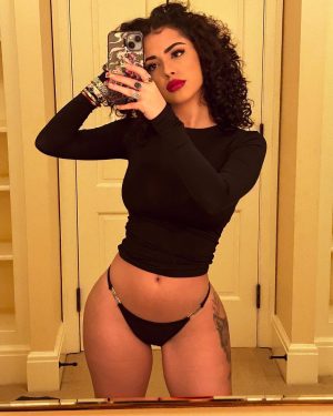 Malu Trevejo Instagram - She different