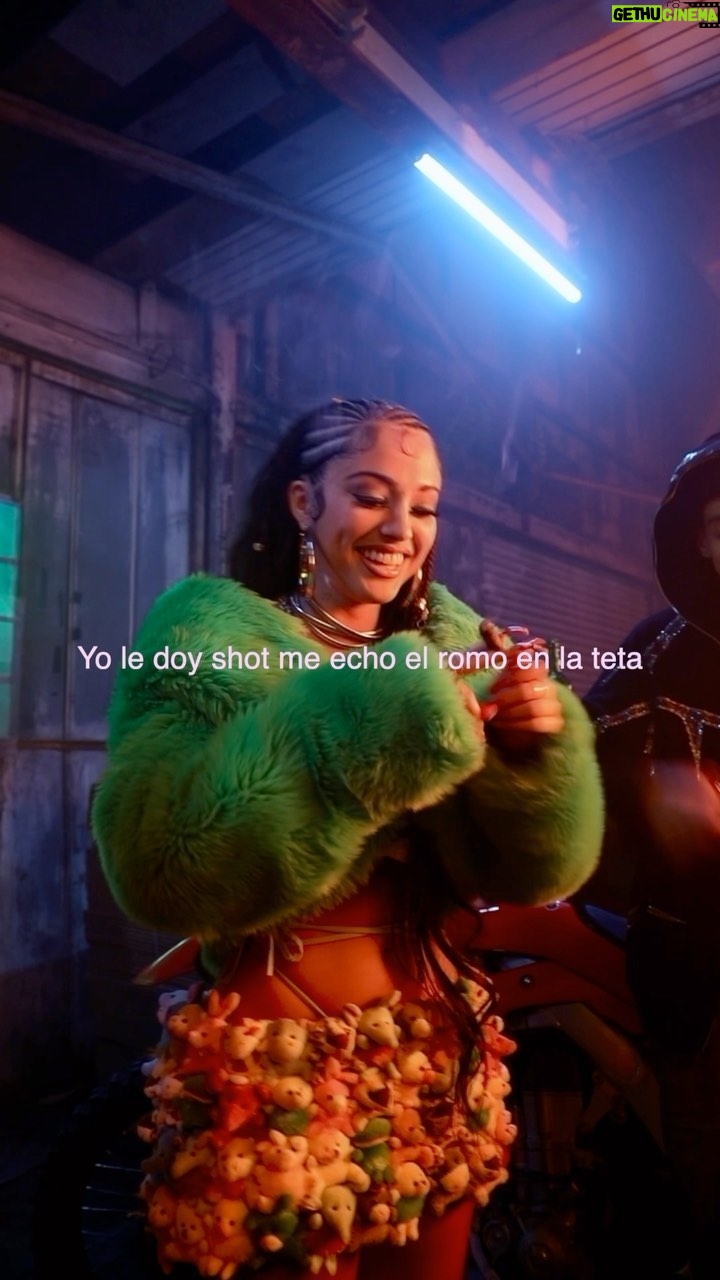Malu Trevejo Instagram - FREKAA coming out next month 💜💚