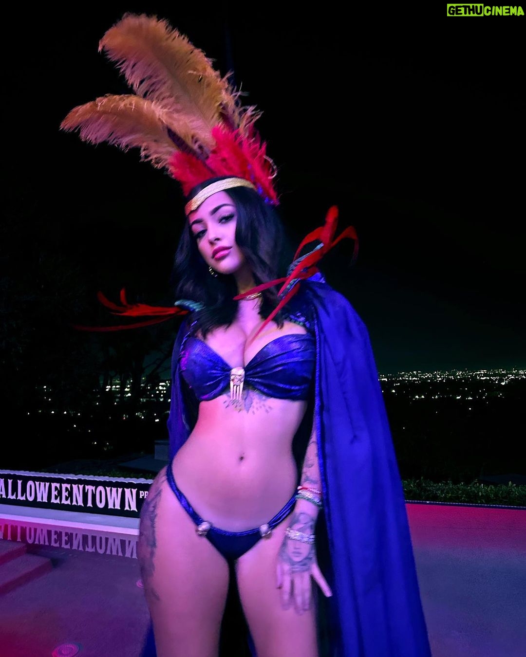 Malu Trevejo Instagram - From dusk till dawn ⚱️