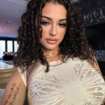 Malu Trevejo Instagram - Just selfies & curls
