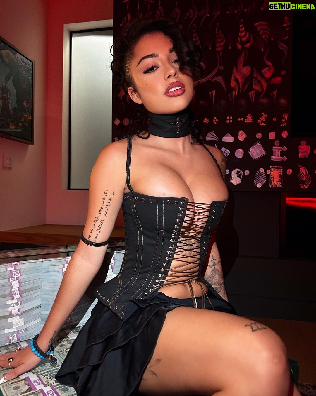 Malu Trevejo Instagram - Mi amor te clava como colmillo Beverly Hills, California