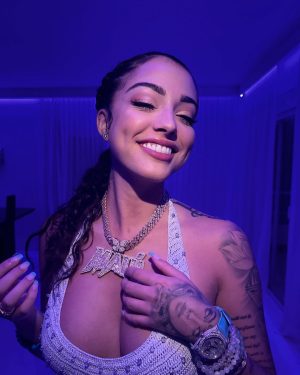 Malu Trevejo Instagram - Energy doesn’t lie