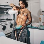 Maluma Instagram - DON JUAN x PLAYGIRL 🐰🔥 Desayunamos? 🥣 🥛
