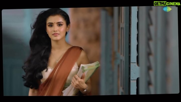 Malvika Sharma Instagram - Here’s the Promo of #YedoYedoMaaya 💘 Full Lyrical Coming Out Today at 5:04PM❤️😍 #BHIMAAonMARCH8th @yoursgopichand @priyabhavanishankar @nimmaaharsha #KKRadhamohan @ravibasrur @dopswamyjgowda @srisathyasaiarts @saregamatelugu @saregama_official