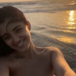 Malvika Sharma Instagram - Made a dress out of an oversized t-shirt 😬 There’s nothing more musical than a sunset ☀️ For me happiness is all about sitting alone on the beach and watching the sunset ❤️