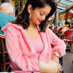 Manasi Naik Instagram - 💗 Wears Pink , smells like vanilla sugar cookies and has a Big heart 💓 Paris, France