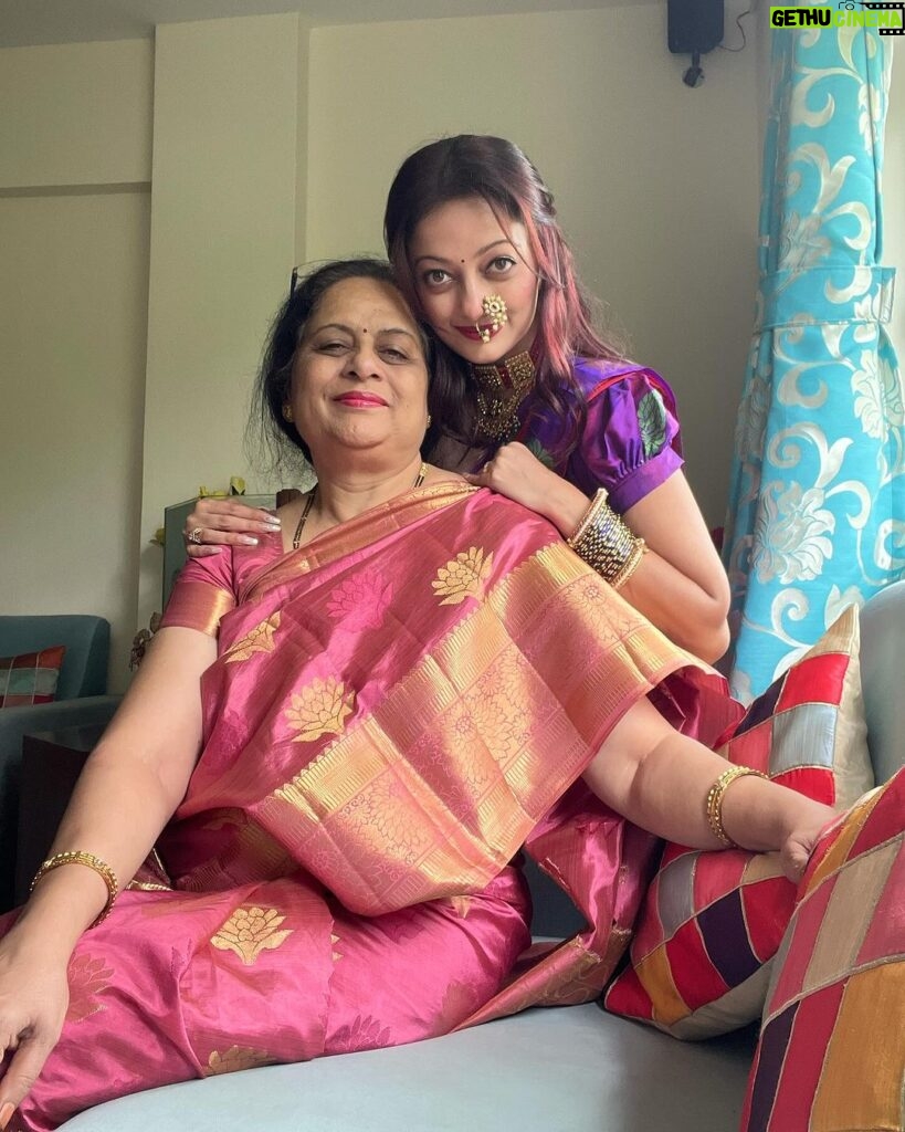 Manasi Naik Instagram - Happy birthday 🎂 Aai ❤️✨ Happy birthday to my unshakable, hilarious, tough Aai . I’m so happy to have someone like you in my corner forever ♾️