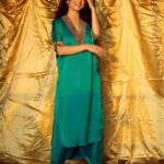 Manasi Naik Instagram - Emerald Elegance: Swaying with Sophistication. 💚 . Special Thanks To: #photographer @gauraavsetthi #ArtistManagedby @rabrandconsultant #Outfit&stylist @neeru.randhawa & @js_clothing_mumbai , #makeupartist @makeupbymahendra7 #hairstylist -@salmasayyed47 . #fashion #instapost #greenoutfit #explorepage #explore #glowing #growing #beauty #manasinaik2.0