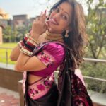 Manasi Naik Instagram – In a world full of trends, 
be a classic Marathi mulgi 👱🏻‍♀️👑❤️ PANDHARPUR