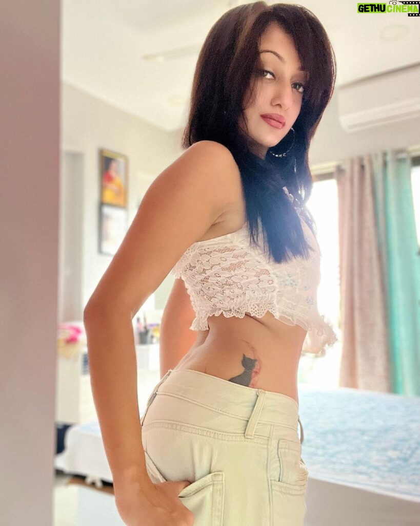 Manasi Naik Instagram - Ahhhh… The Weather Finally matches my heart ☔️ Thank you Universe 💫 I will Not Give Up Growing Glowing And Healing ❤️‍🩹 #ManasiNaik #Actor #Performer #Beingme #OnMyOwn #Beauty #OOTD #fashionstyle #MyStyle #Secret #grattitude #Happy #survivor #Growing #Glowing #WorkingHard #WatchMeGrow #ThankYou #SelfRealisation #survivor #Cultured #Morals #Focused #mentalhealthawareness #MentalPeace #NewDreams #NeverGiveUp #newbeginnings 🧿 #CatMomOf12