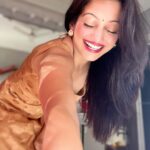 Manasi Naik Instagram - “Happy girls are the prettiest.” – Audrey Hepburn My moods 🫣💕✌🏻 The last pic is My personal fav ! Thank you Universe 💫 I will Not Give Up Growing Glowing And Healing ❤️‍🩹 #ManasiNaik #Actor #Performer #Beingme #OnMyOwn #Beauty #OOTD #fashionstyle #MyStyle #Secret #grattitude #Happy #survivor #Growing #Glowing #WorkingHard #WatchMeGrow #ThankYou #SelfRealisation #survivor #Cultured #Morals #Focused #mentalhealthawareness #MentalPeace #NewDreams #NeverGiveUp #newbeginnings 🧿 #CatMomOf12