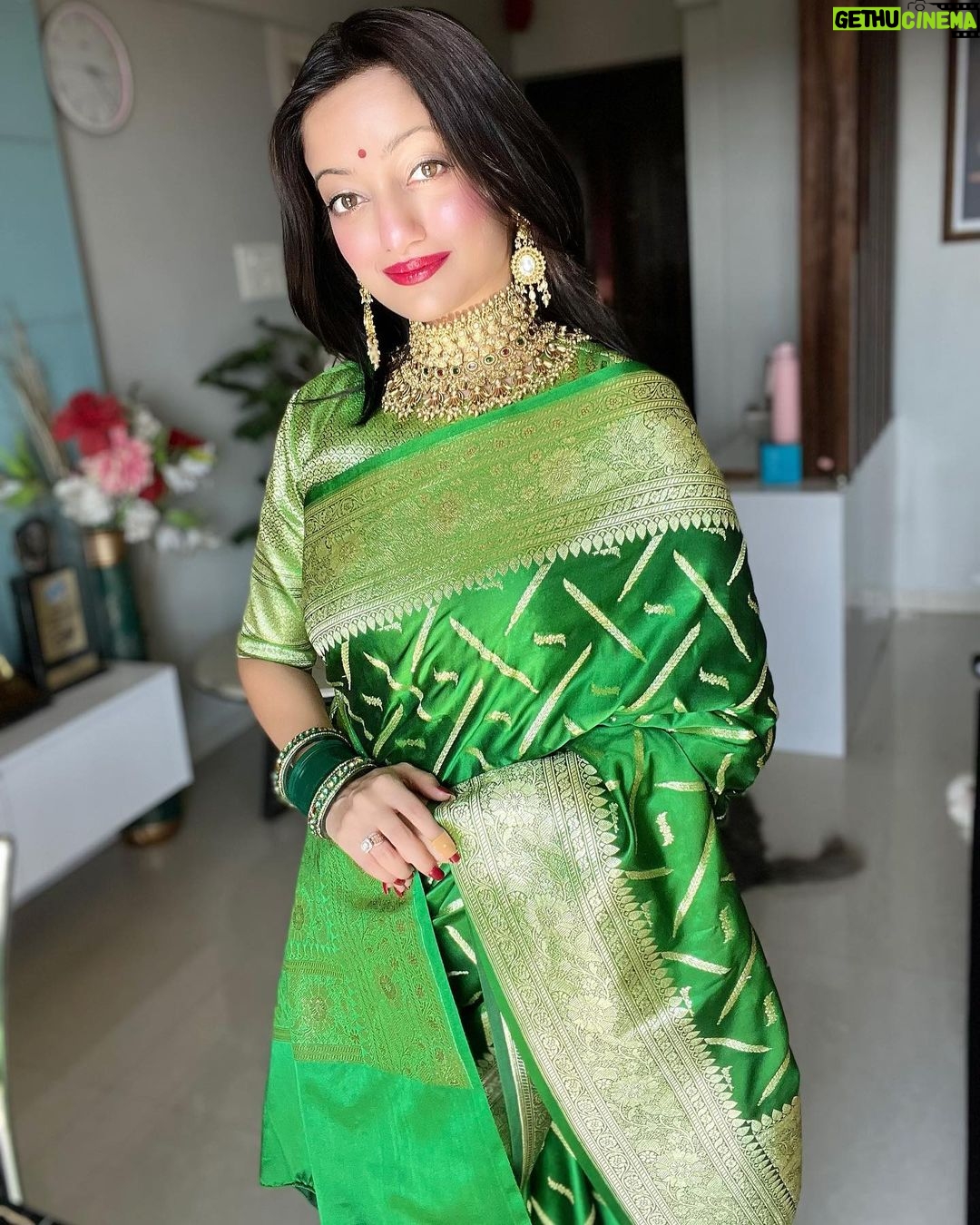 Manasi Naik Instagram - Royalty π Thank you Universe π« I will Not Give Up Growing Glowing And Healing β€οΈβπ©Ή #ManasiNaik #Actor #Performer #Beingme #OnMyOwn #Beauty #OOTD #fashionstyle #MyStyle #Secret #grattitude #Happy #survivor #Growing #Glowing #WorkingHard #WatchMeGrow #ThankYou #SelfRealisation #survivor #Cultured #Morals #Focused #mentalhealthawareness #MentalPeace #NewDreams #NeverGiveUp #newbeginnings π§Ώ #CatMomOf12 #dadasahebphalkefilmfoundation2023 #Awardee